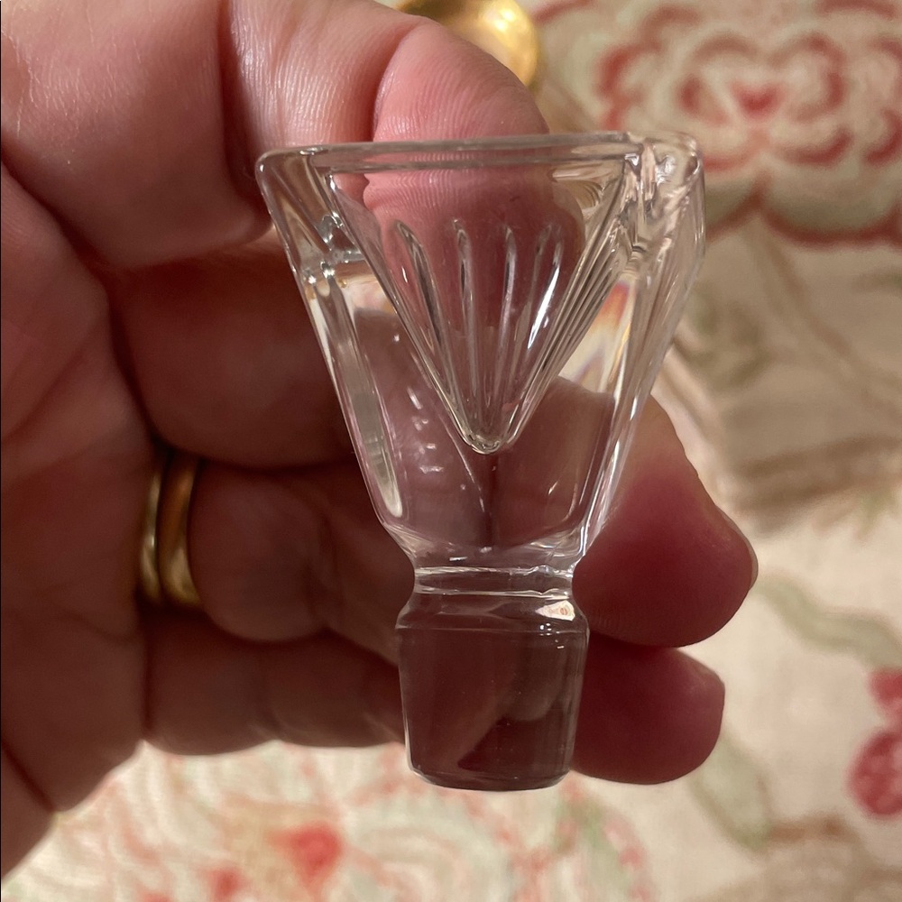 Royal Gallery Lead Crystal Glass Perfume with Topper and Striated Gold Accents - Picture 3 of 13
